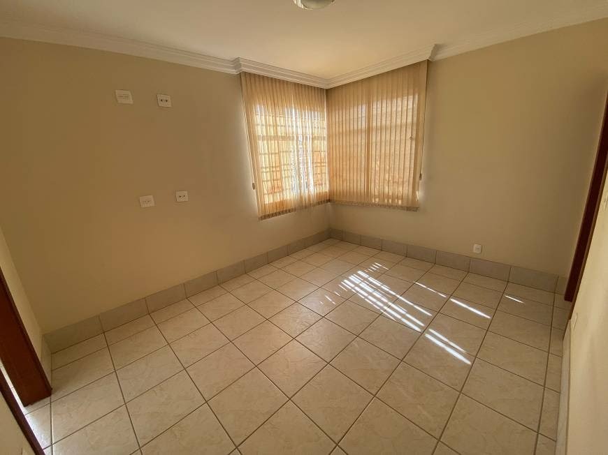 Casa à venda com 3 quartos, 1 suíte, 4 vagas e 358m² no Minascaixa, Belo Horizonte (MG) — foto 19 de 29
