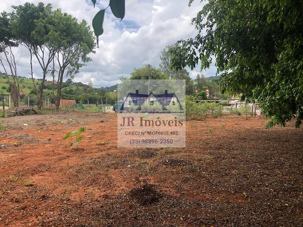 Terreno à venda com 329m² de terreno no Centro, Piranguinho (MG) — foto 3 de 11