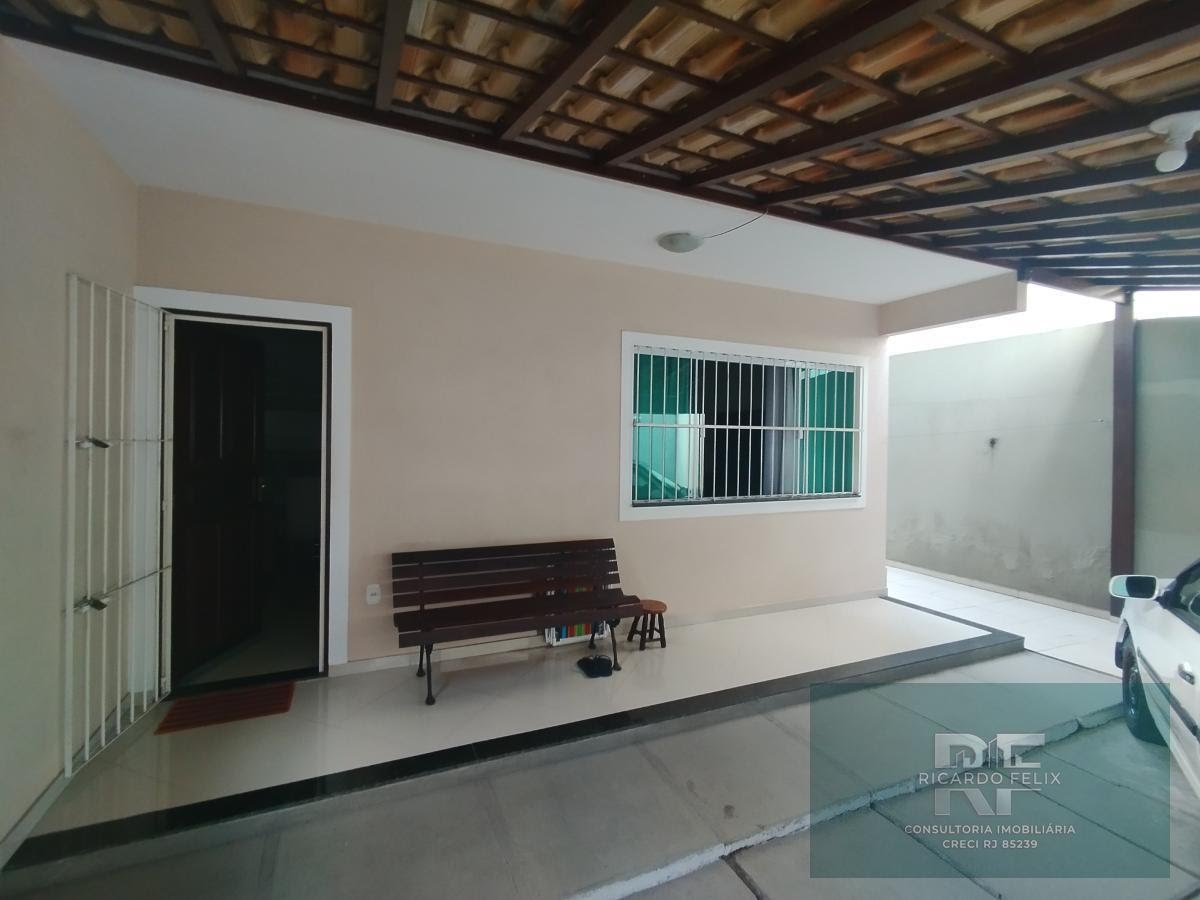 Casa à venda com 3 quartos, 2 suítes, 2 vagas e 150m² no Jardim Mariléa, Rio das Ostras (RJ) — foto 15 de 28