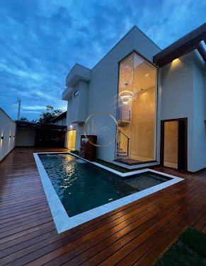 Casa 04 Dorm. em Arraial D'ajuda  -  Porto Seguro