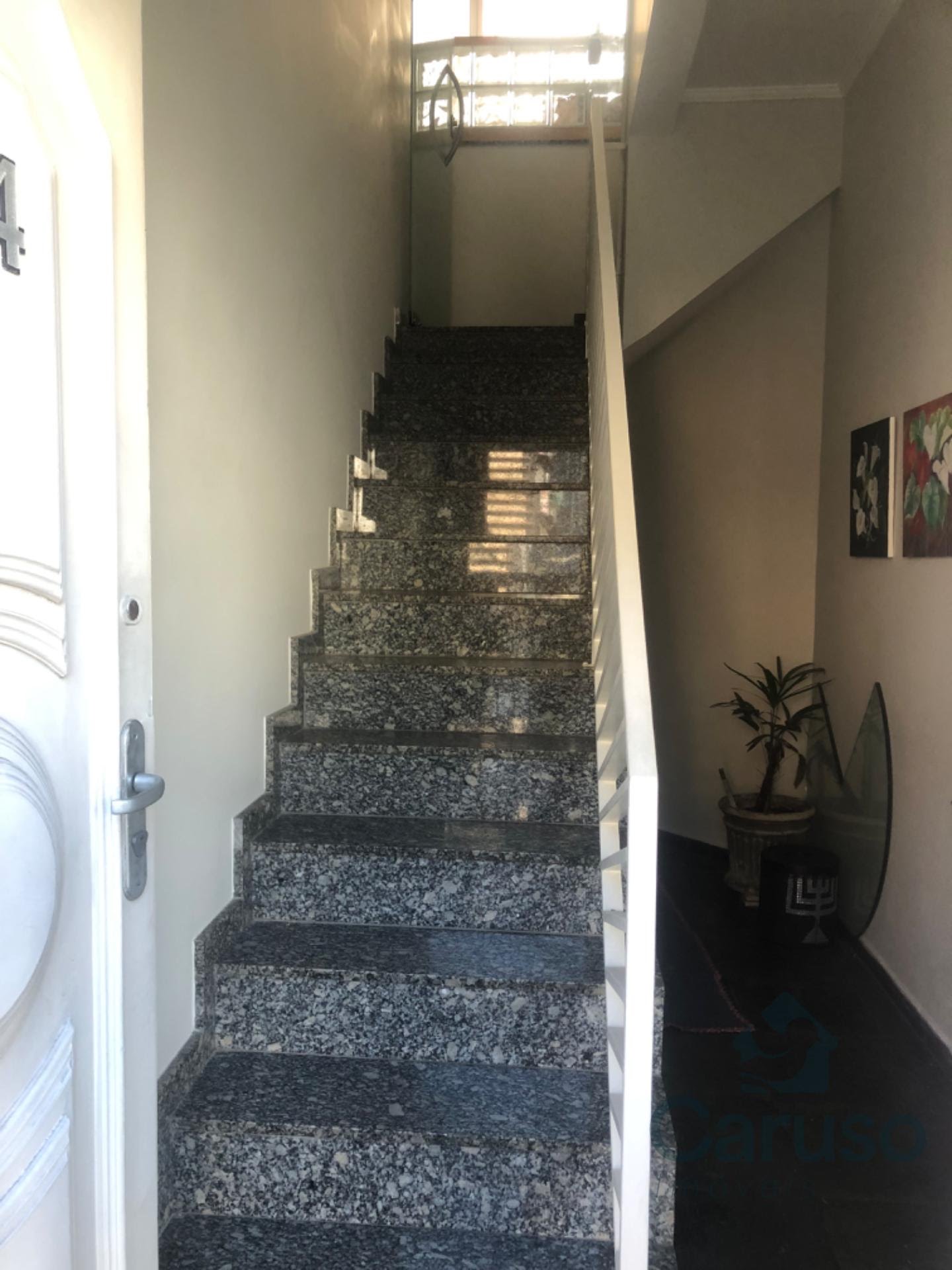 Comercial para alugar com 3 banheiros e 100m² no Jardim Vitoria, Arujá (SP) — foto 3 de 13