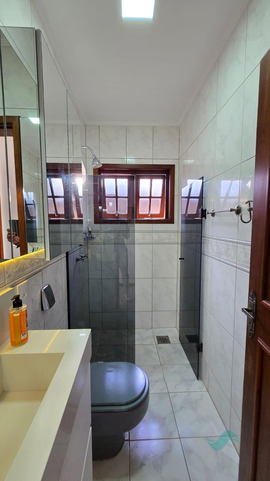 Casa à venda com 3 quartos, 1 suíte, 4 vagas e 230m² no Jurerê Internacional, Florianópolis (SC) — foto 25 de 30