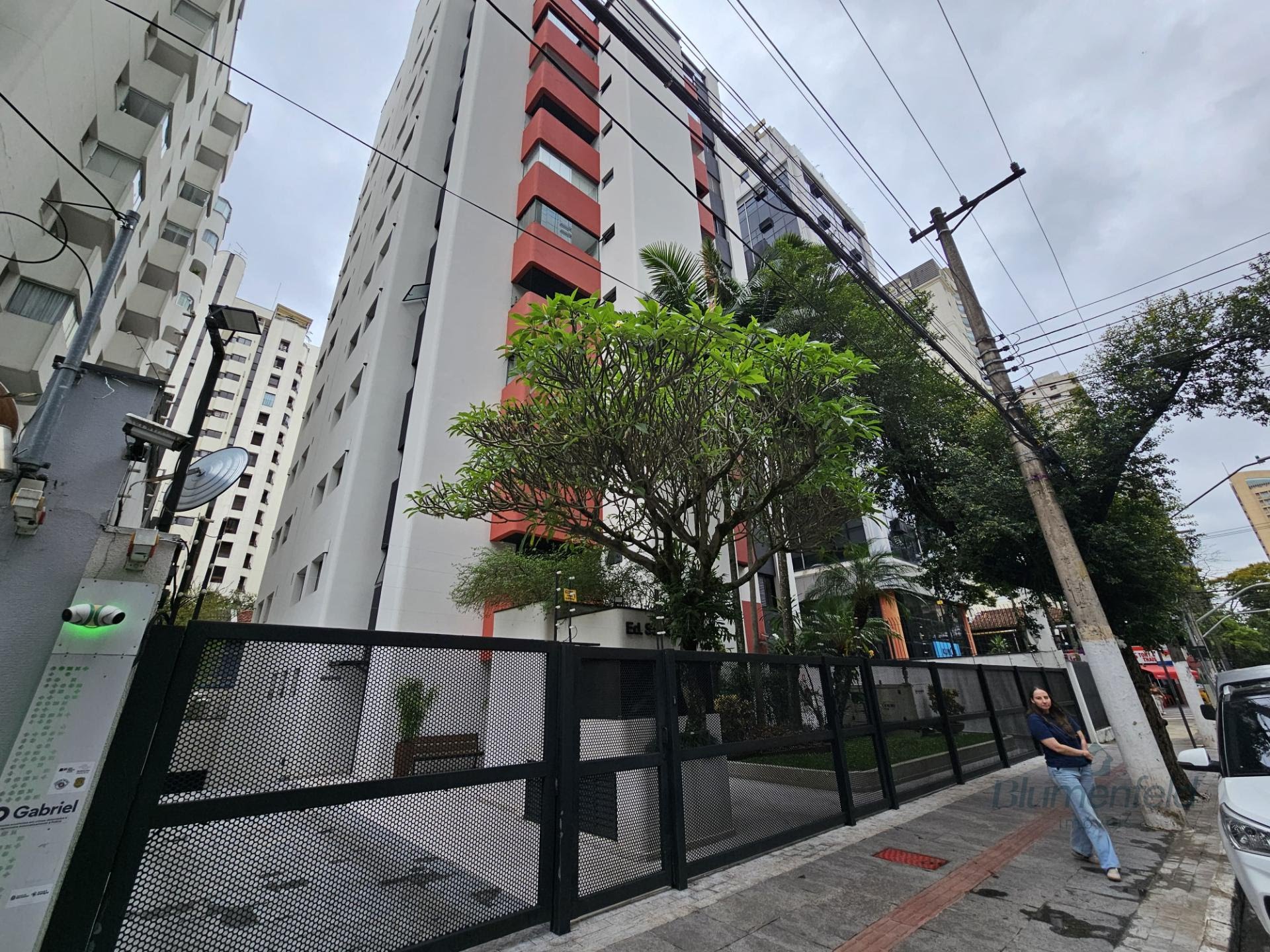 Apartamento para alugar com 3 quartos, 3 banheiros, 1 vaga e 120m² no Moema, São Paulo — foto principal