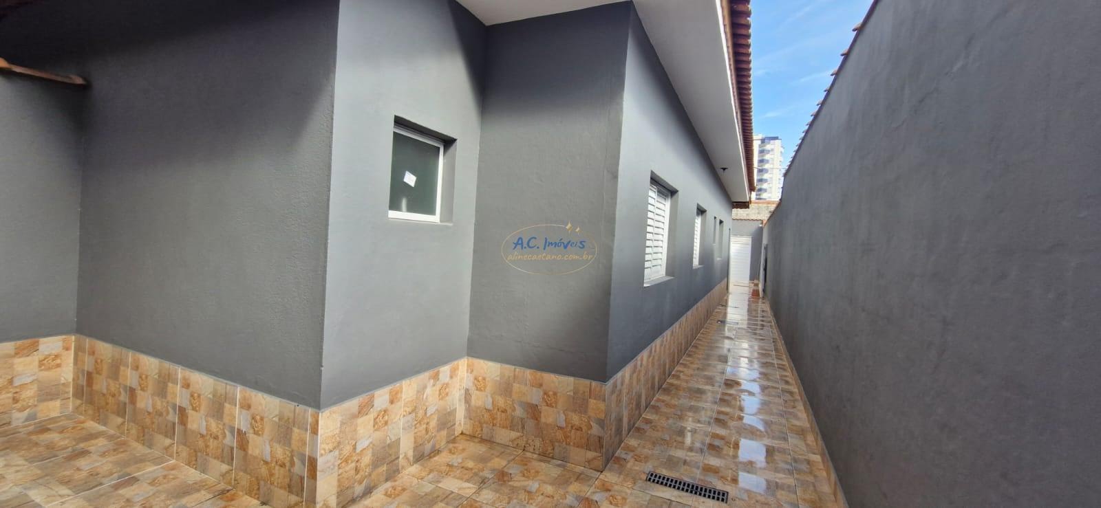 Casa à venda com 2 quartos, 1 suíte, 2 vagas e 79m² no Guilhermina, Praia Grande (SP) — foto 8 de 25