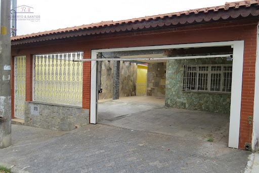 Garagem e portão automático