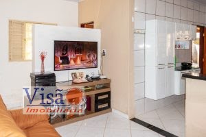 Casa à venda com 3 quartos, 1 banheiro e 1 vaga no Paracatuzinho, Paracatu — foto principal