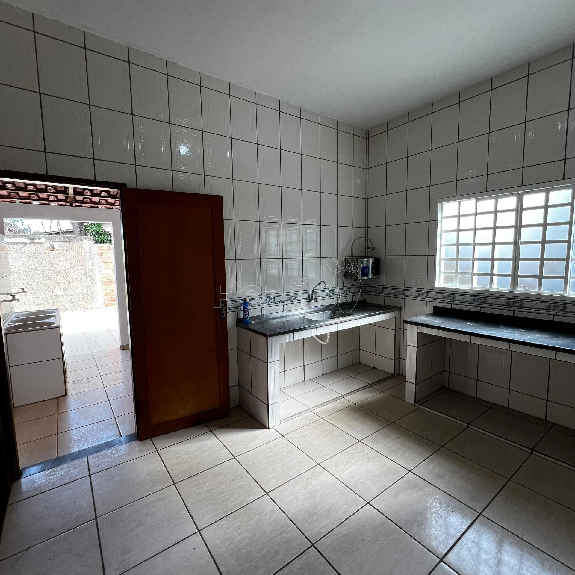 Casa à venda com 3 quartos, 1 suíte, 5 vagas e 375m² no Jardim Conde dos Arcos, Itapuranga (GO) — foto 17 de 21