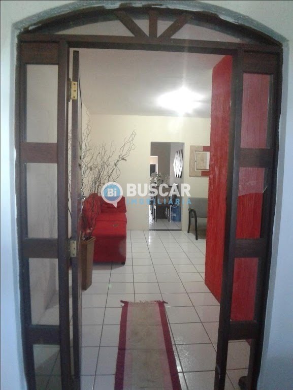 Casa à venda com 3 quartos, 2 banheiros, 1 vaga e 189m² no Brasília, Feira de Santana (BA) — foto 3 de 10