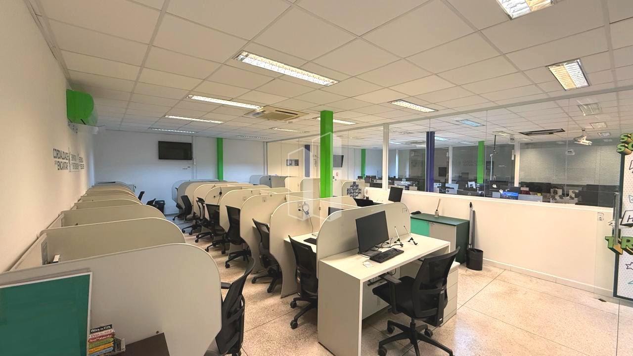 Comercial à venda com 4 vagas e 600m² no Parque Amazônia, Goiânia — foto principal