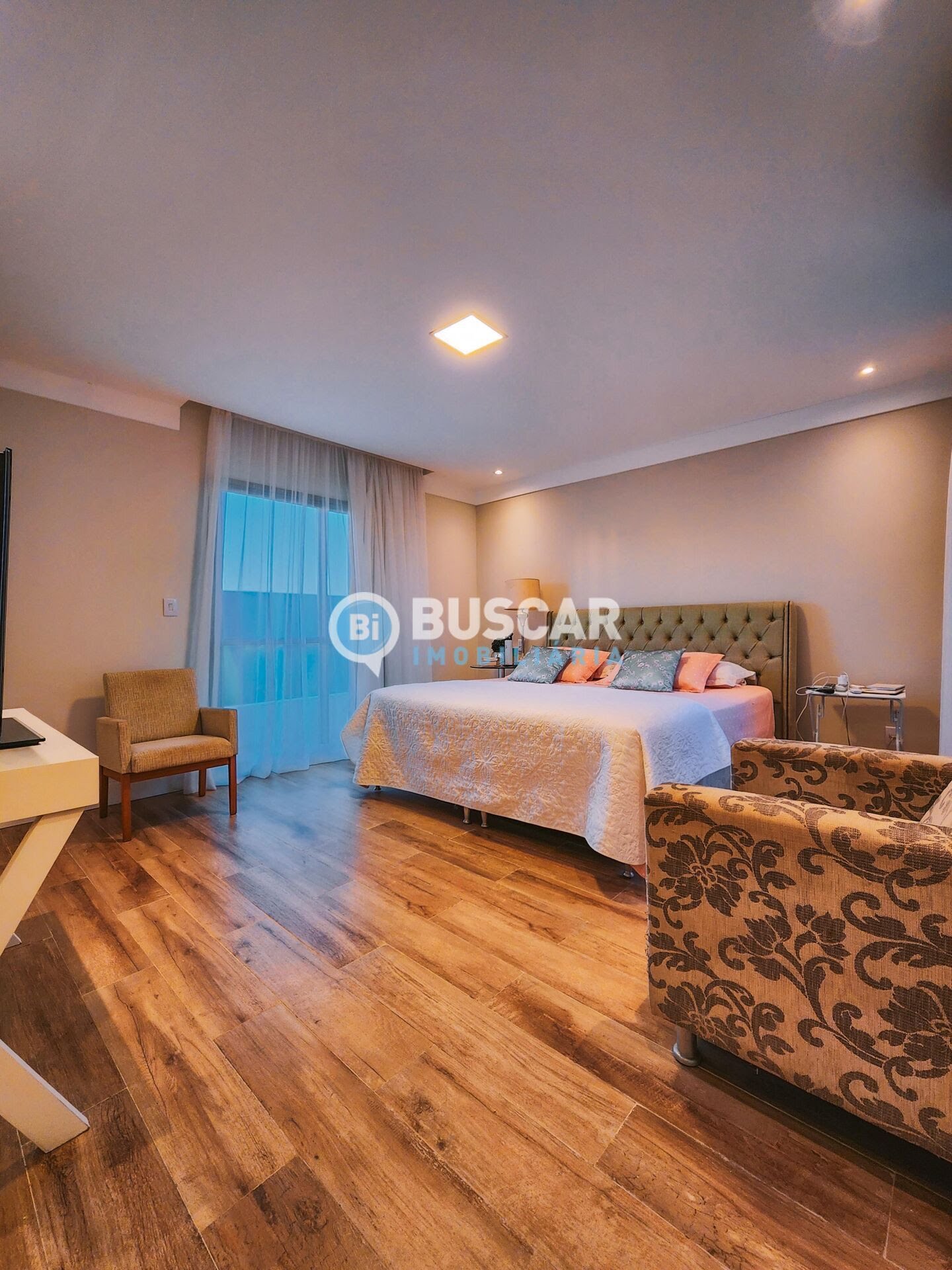 Casa à venda com 3 quartos, 3 suítes, 2 vagas e 195m² no Registro, Feira de Santana (BA) — foto 21 de 22