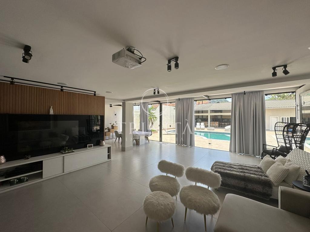 bosquedosesquilos-sala-trinita