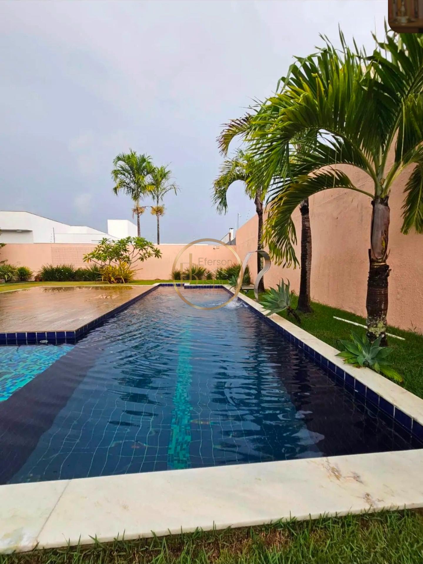 Casa à venda com 4 quartos, 3 banheiros, 2 vagas e 300m² no Outeiro São Francisco, Porto Seguro — foto principal