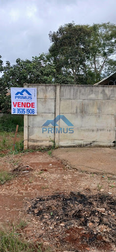 Vende-se Lote de 360m² em Vale dos Araçás 