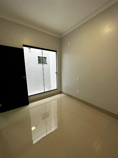 Casa 03 Dorm. em Setor Pausanes  -  Rio Verde