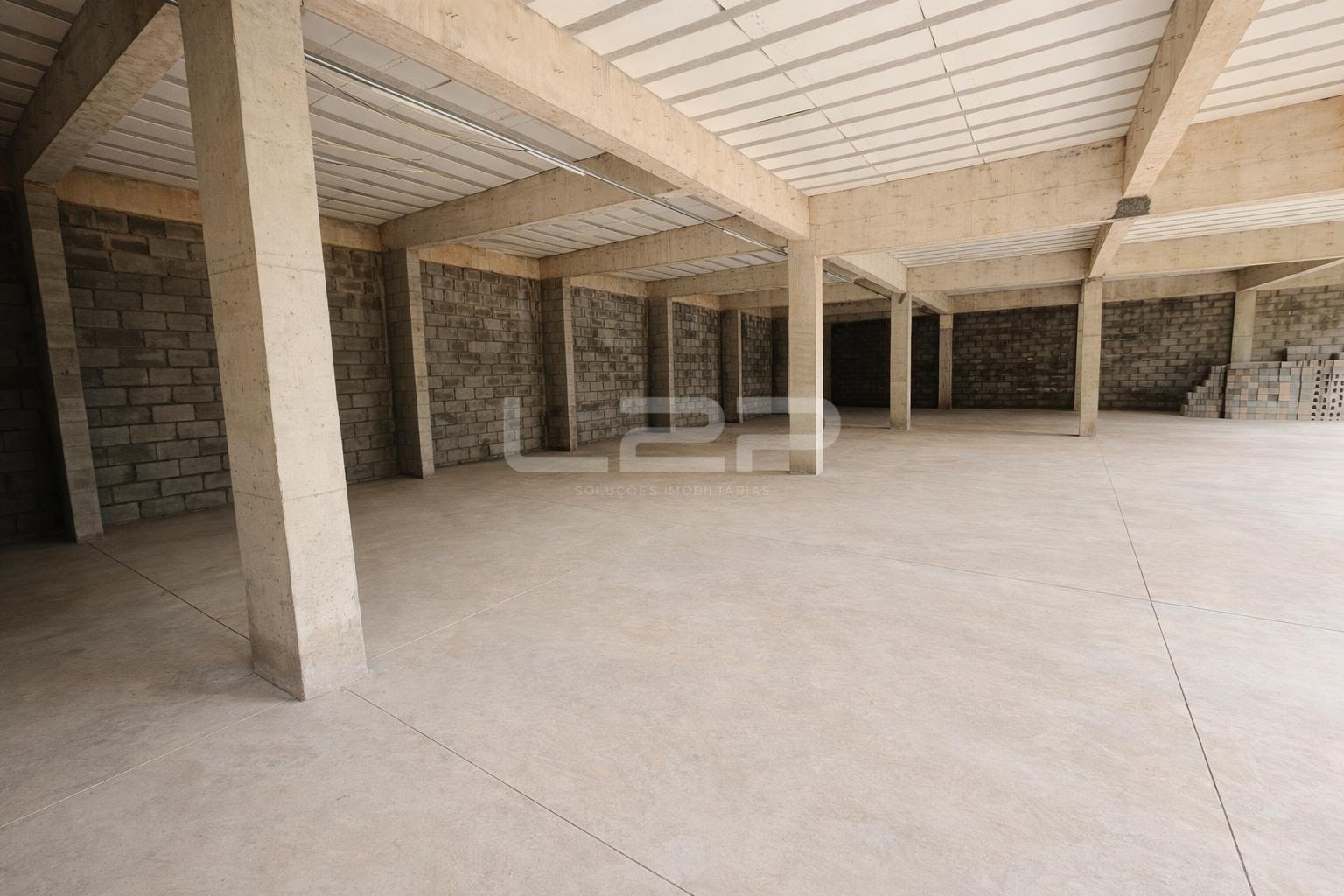 Comercial para alugar com 6 banheiros, 8 vagas e 564m² no Santa Clara, Itupeva (SP) — foto 8 de 10