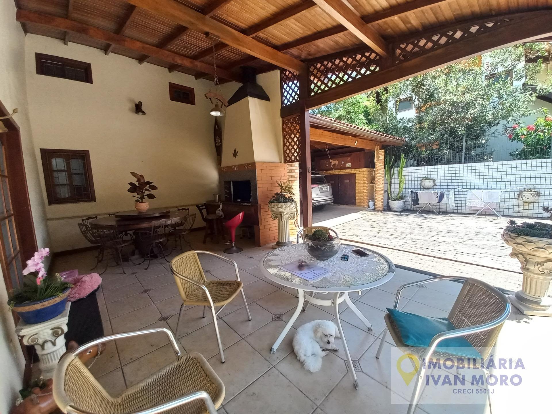 Casa à venda com 5 quartos, 2 suítes, 4 vagas e 219m² no Daniela, Florianópolis (SC) — foto 19 de 30