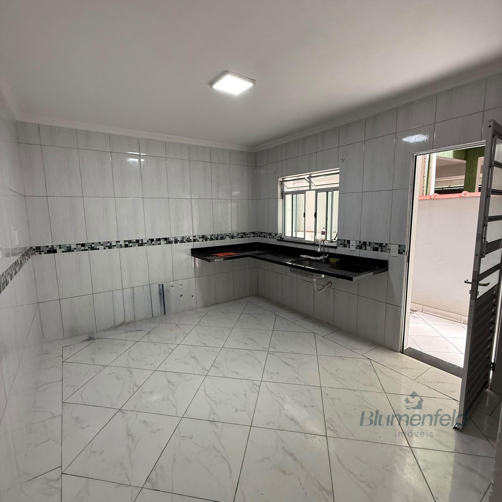 Casa para alugar com 1 quarto, 1 banheiro, 1 vaga e 80m² no Nova Arujá, Arujá (SP) — foto 7 de 11