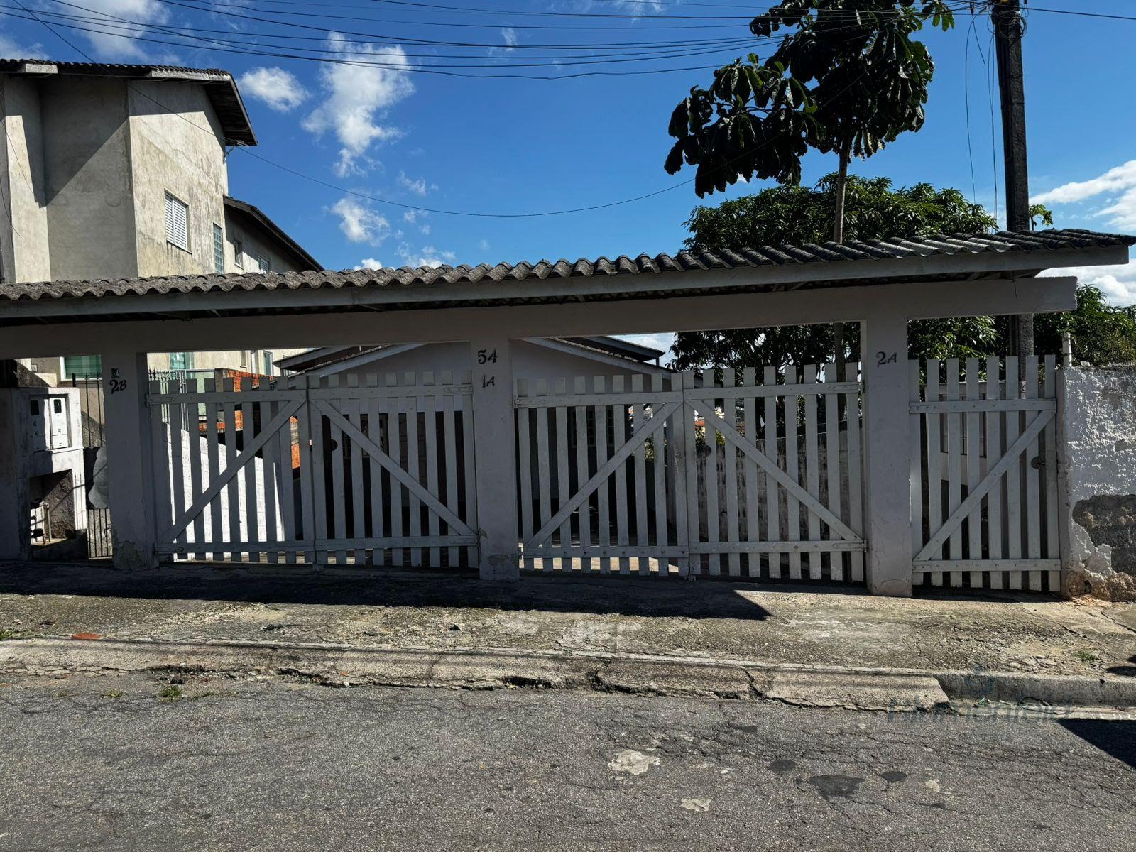 Casa à venda com 6 quartos, 4 banheiros, 3 vagas e 250m² no Jardim Real, Arujá — foto principal