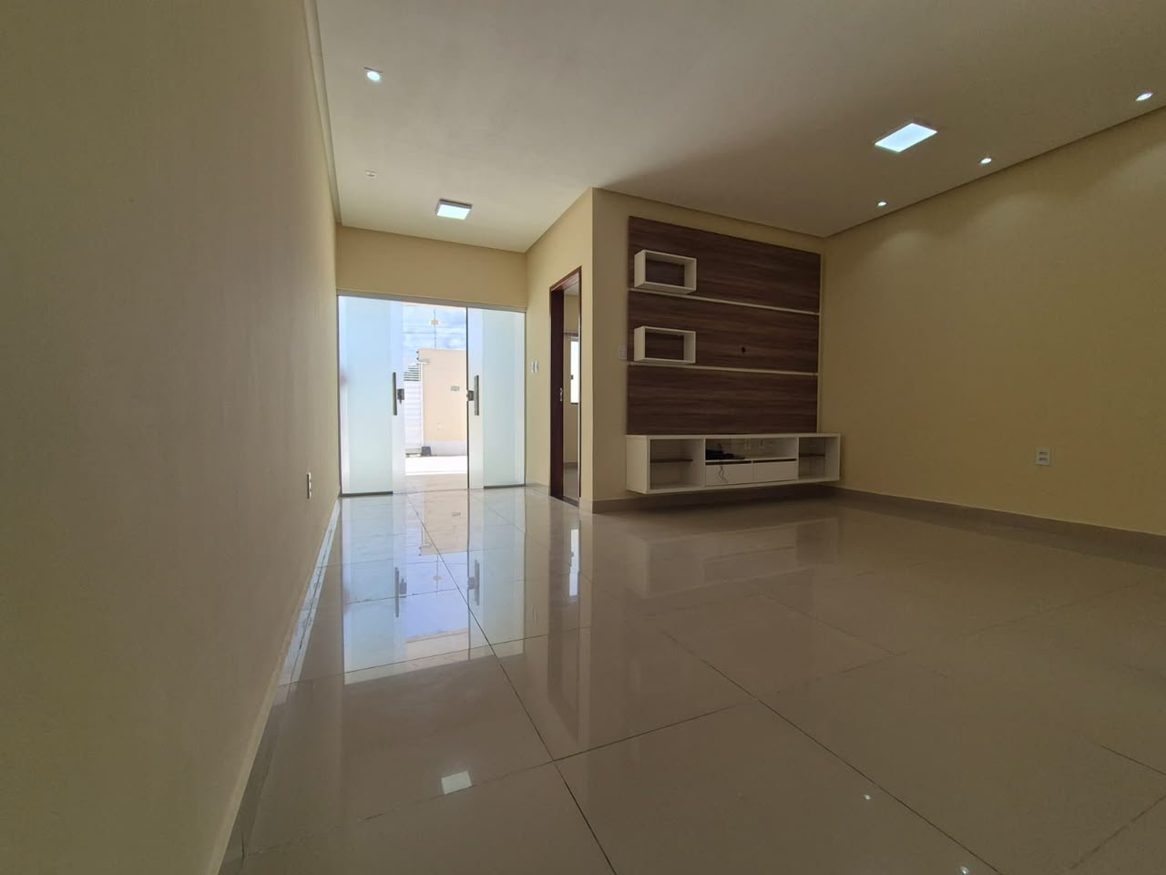 Casa à venda com 2 quartos, 1 suíte, 1 vaga e 81m² no Mangabeira, Feira de Santana (BA) — foto 7 de 28