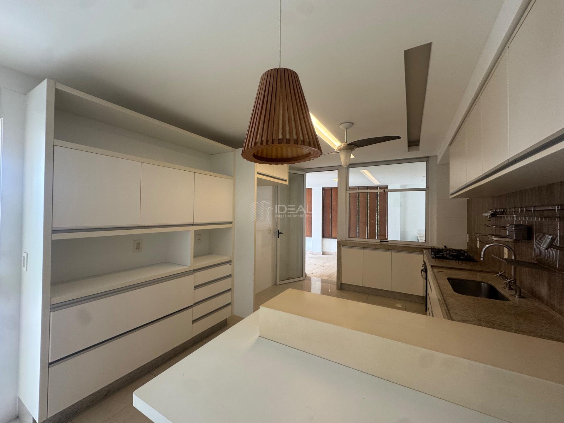 Casa à venda com 3 quartos, 3 suítes, 4 vagas e 423m² no Parque Santo Amaro, Campos dos Goytacazes (RJ) — foto 16 de 30
