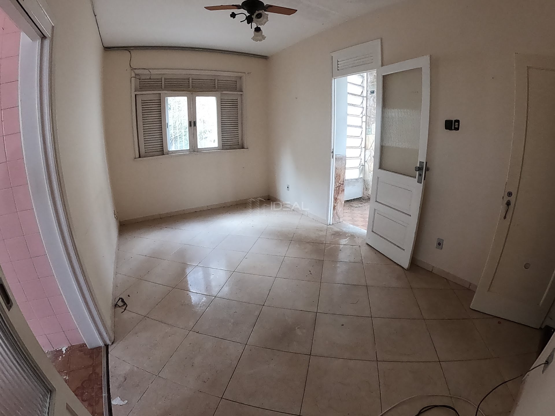 Casa com apelo comercial para venda no Centro de Campos dos Goytacazes, RJ