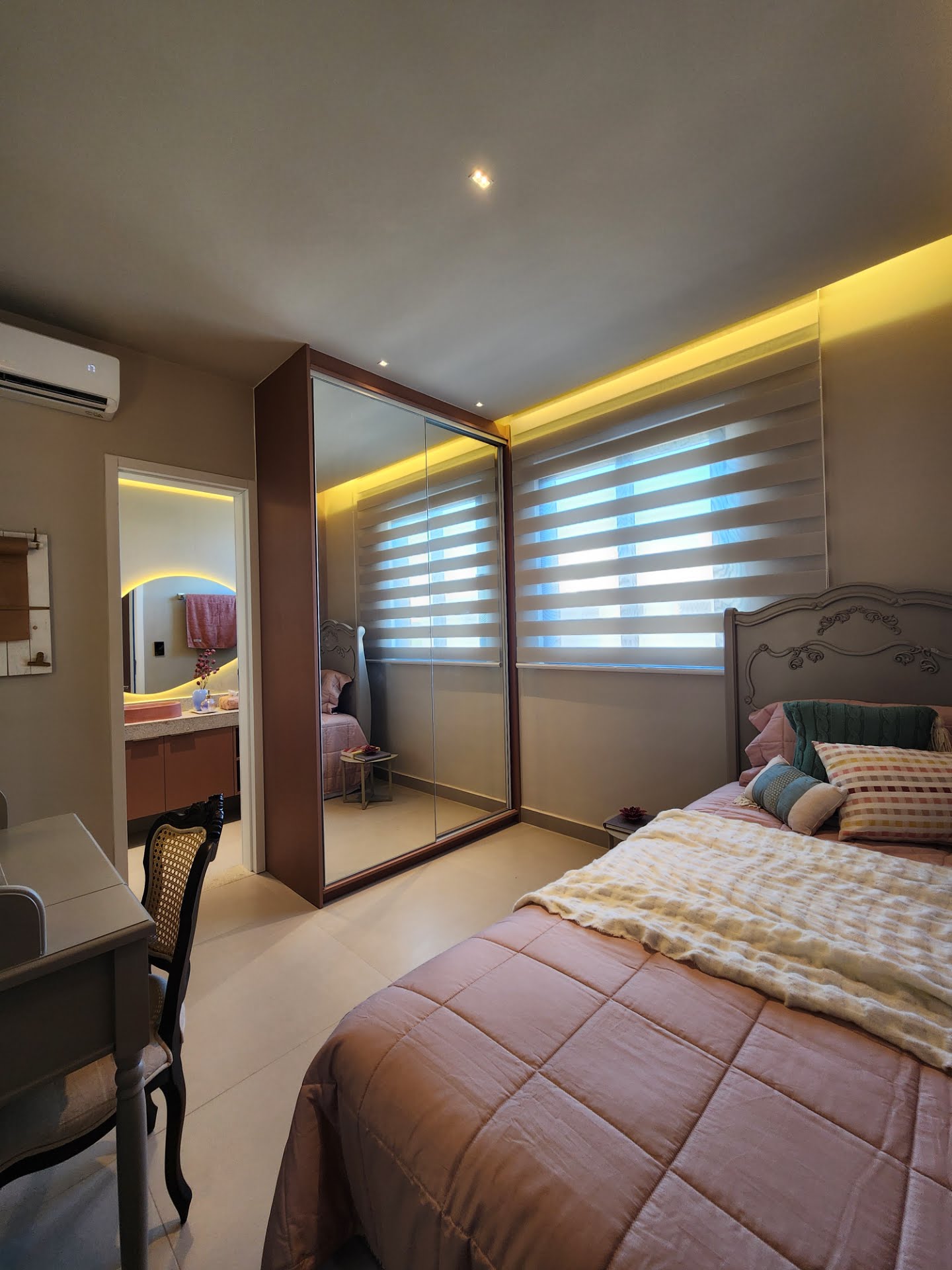 Casa à venda com 3 quartos, 3 suítes, 3 vagas e 147m² no Sim, Feira de Santana (BA) — foto 11 de 19