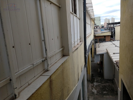 Vista da lateral e parte de baixo