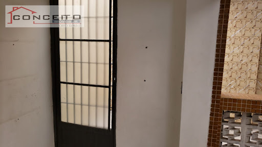 Casa Comercial em Água Branca  -  São Paulo