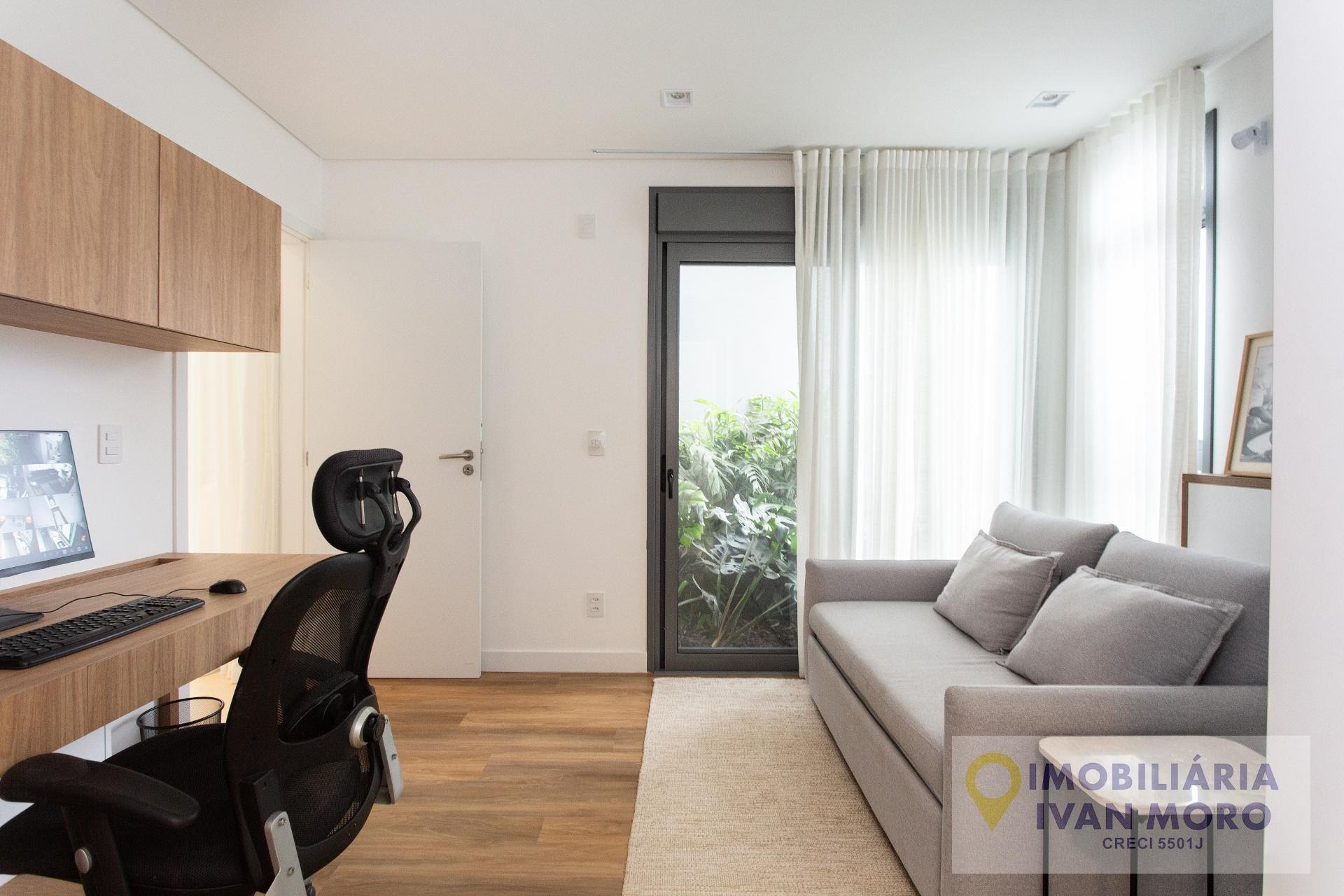 Casa à venda com 4 quartos, 4 suítes, 4 vagas e 314m² no Cachoeira do Bom Jesus, Florianópolis (SC) — foto 2 de 30