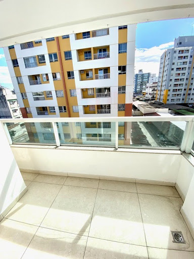 Apartamento em Jardim Camburi  -  Vitória