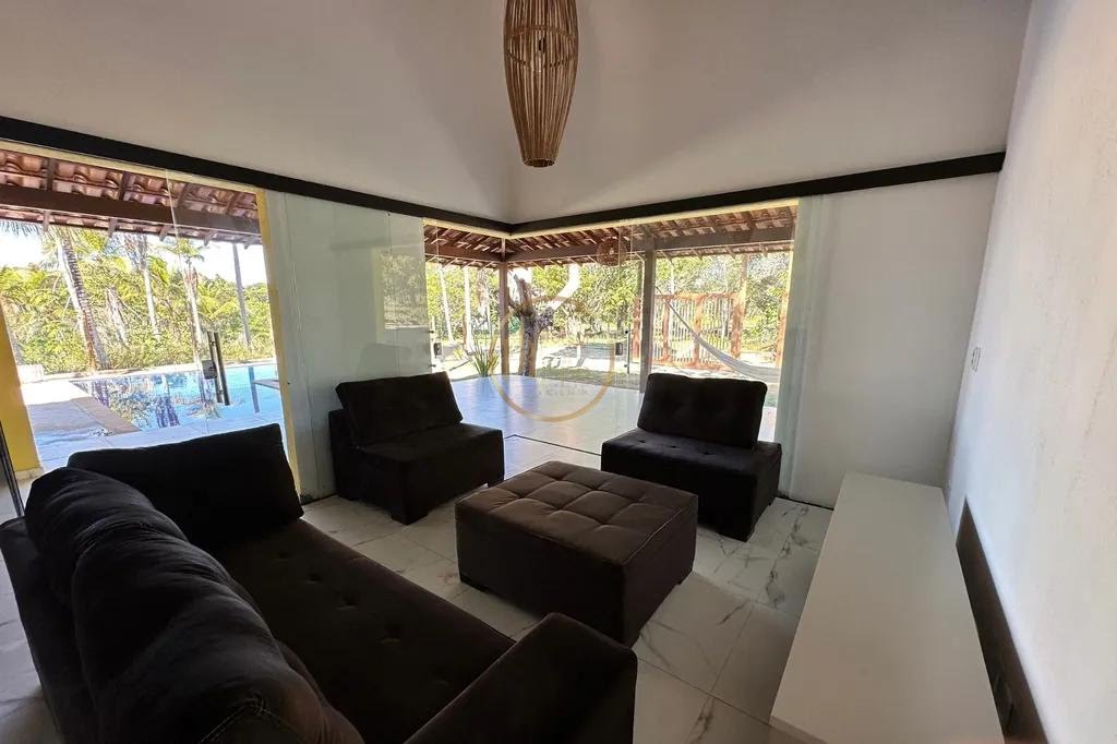 Casa à venda com 2 quartos, 1 suíte, 5 vagas e 150m² no Villas do Arraial, Porto Seguro (BA) — foto 2 de 4