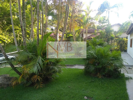 Casa em Forrest Hills, 3 Dorms, 2 Suítes, 450m² à Venda