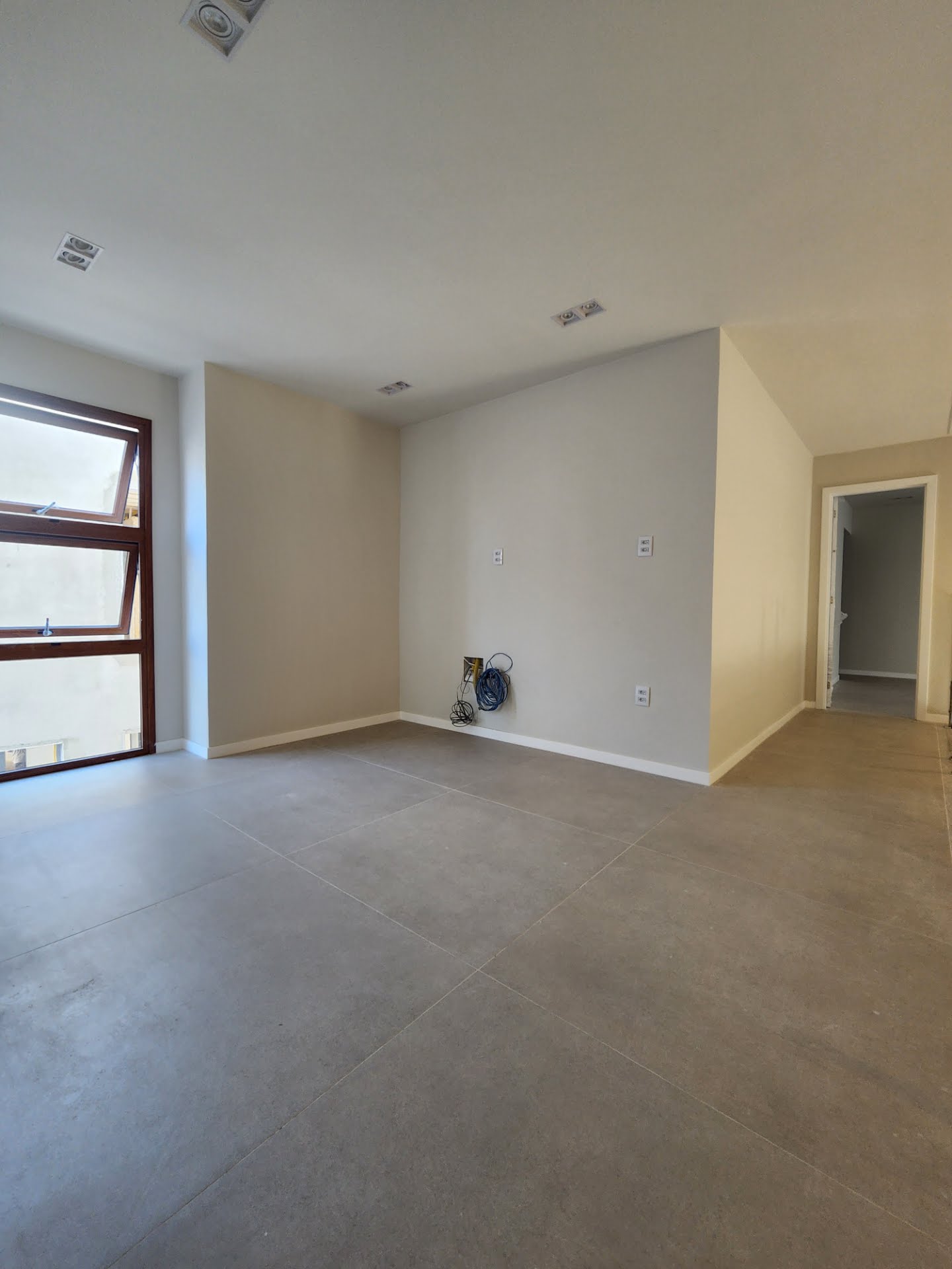 Casa à venda com 4 quartos, 4 suítes, 6 vagas e 295m² no Sim, Feira de Santana (BA) — foto 10 de 21