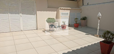Casa 03 Dorm. em Portuguesa  -  Rio de Janeiro