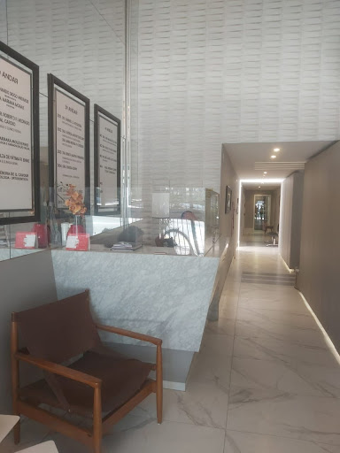Sala em Centro  -  Macaé