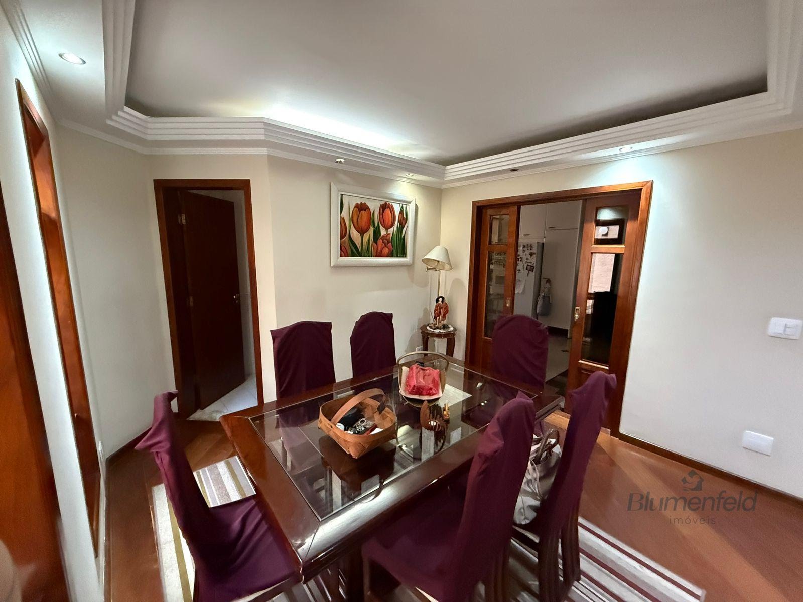 Casa à venda com 3 suítes, 4 vagas e 369m² no Condominio Arujazinho I II III, Arujá (SP) — foto 8 de 30