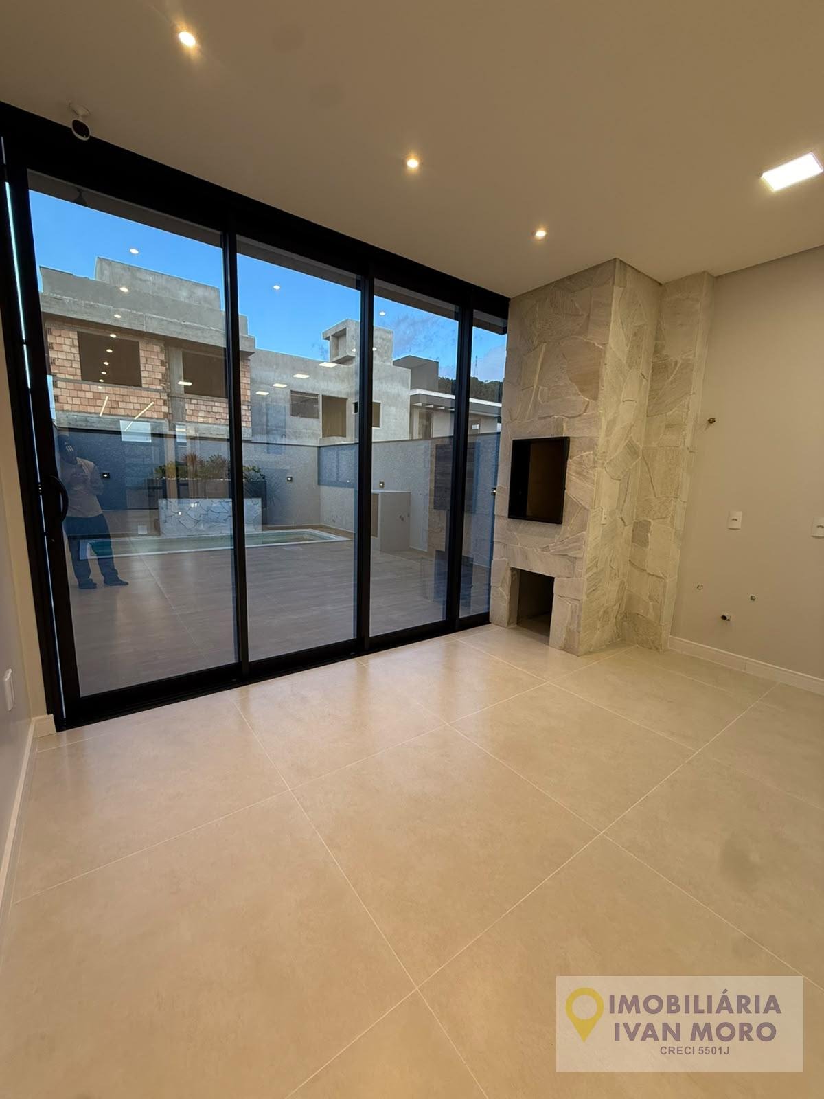 Casa à venda com 3 quartos, 1 suíte, 2 vagas e 192m² no Canasvieiras, Florianópolis (SC) — foto 13 de 30