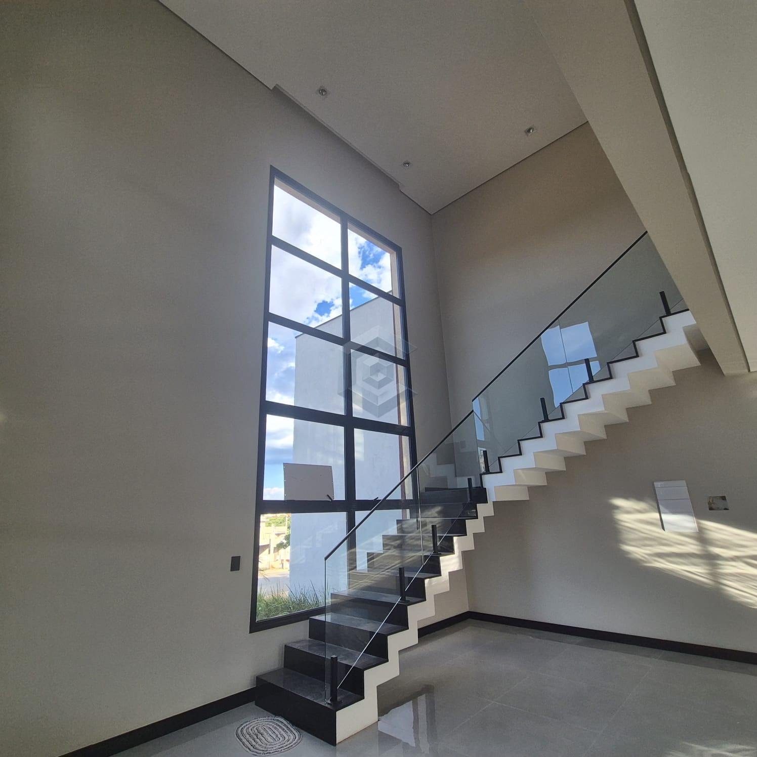 Casa à venda com 3 quartos, 3 suítes, 4 vagas e 210m² no Wanel Ville, Sorocaba (SP) — foto 3 de 10