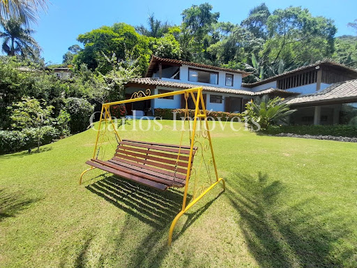 Casa na Praia para Temporada em Angra dos Reis / RJ no bairro Itanema