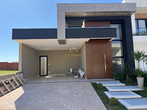Casa à venda no Condomínio Villagio Wanel – Sorocaba/SP 131m² de área construída, 03 dormitórios, sendo 1 suítes e 04 vagas de garagem.