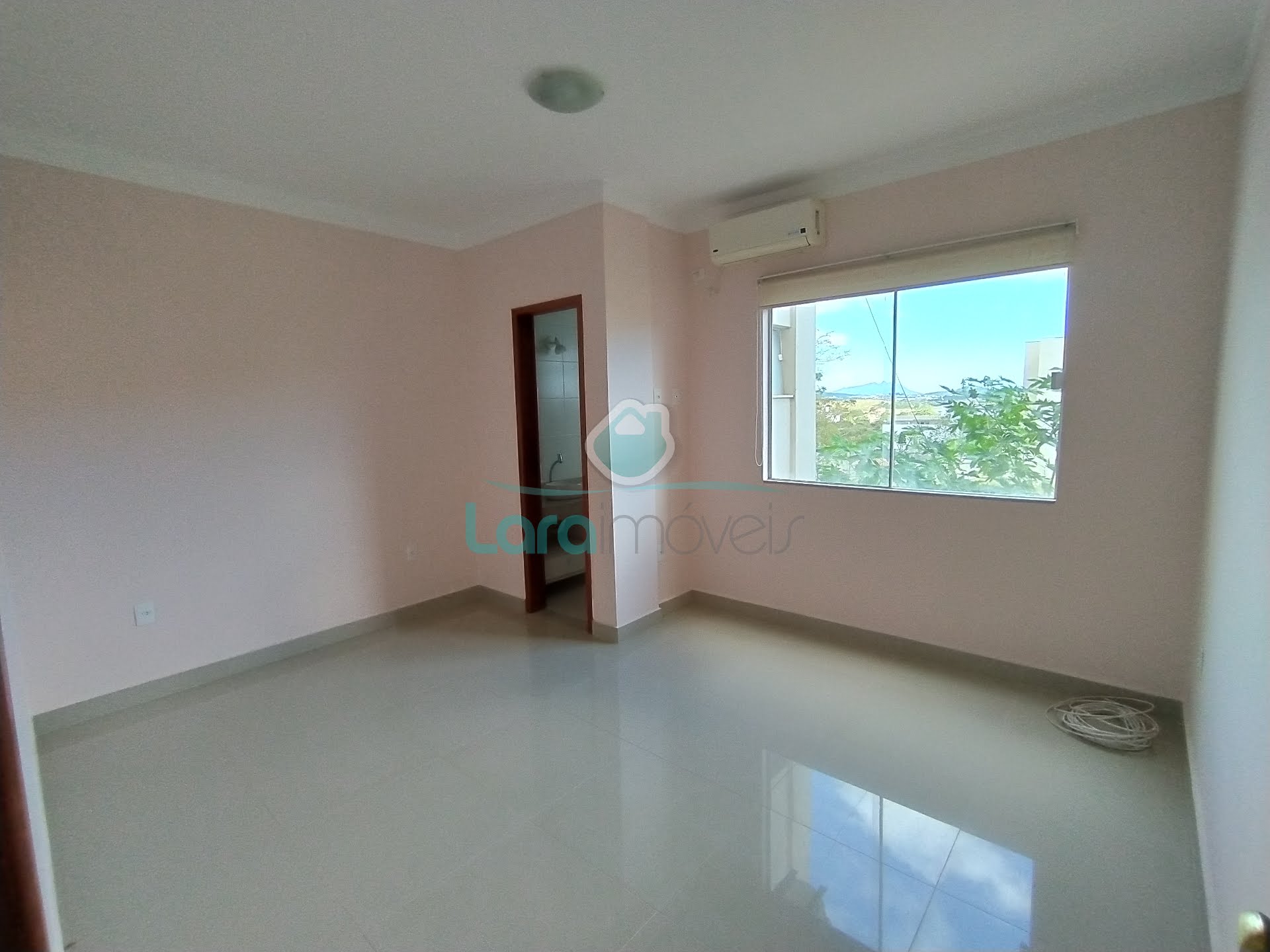 Apartamento para alugar com 2 quartos, 1 suíte, 1 vaga e 75m² no Jardim Guanabara, Macaé (RJ) — foto 5 de 18