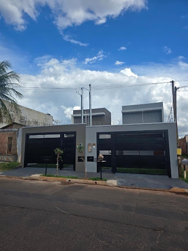 Casa 1 suíte e 1 quarto 