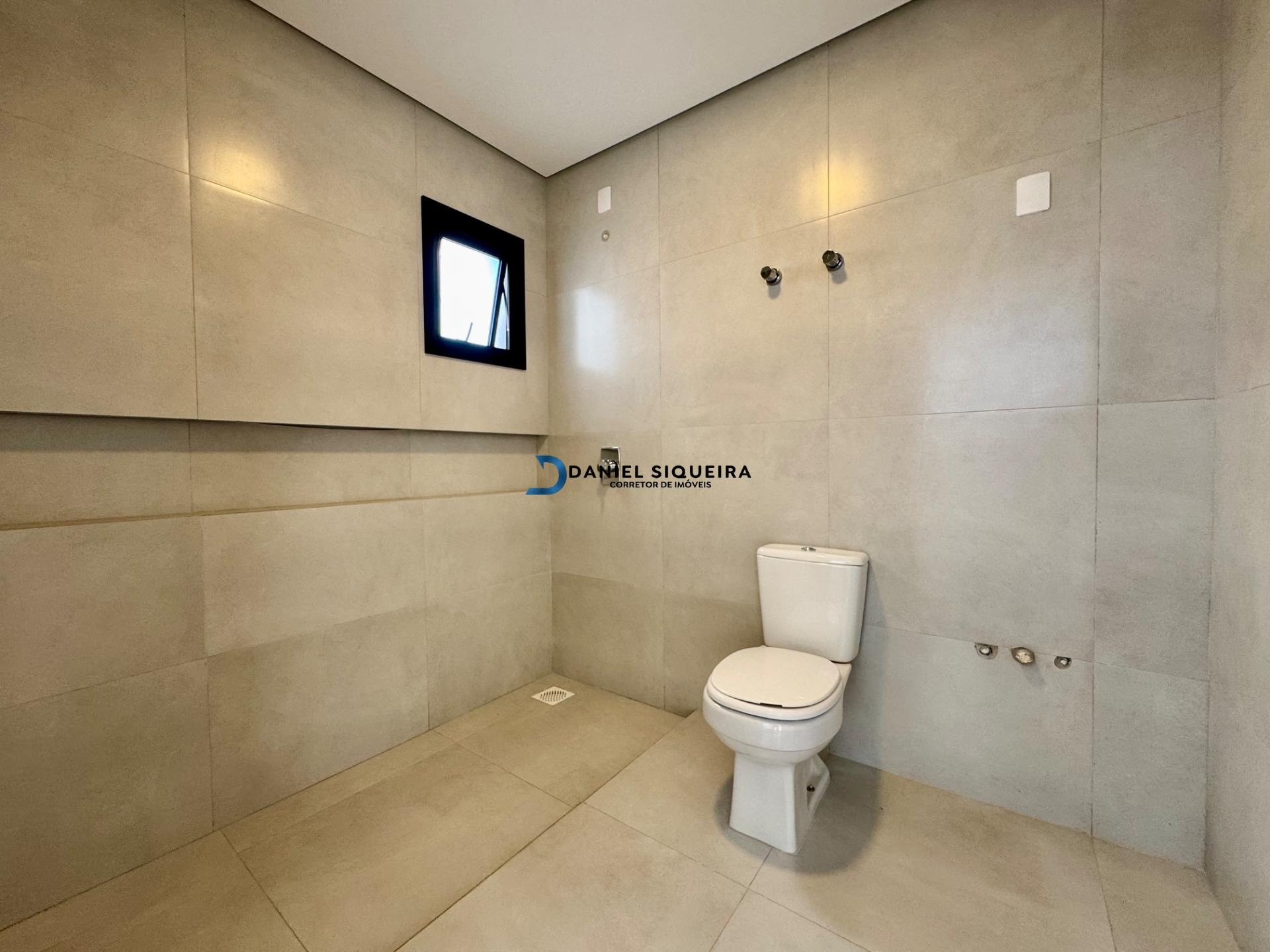 Casa à venda com 3 quartos, 1 suíte, 4 vagas e 216m² no Bairro Deltaville, Biguaçu (SC) — foto 15 de 29