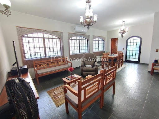 Casa, 3 quartos, 321 m² - Foto 1