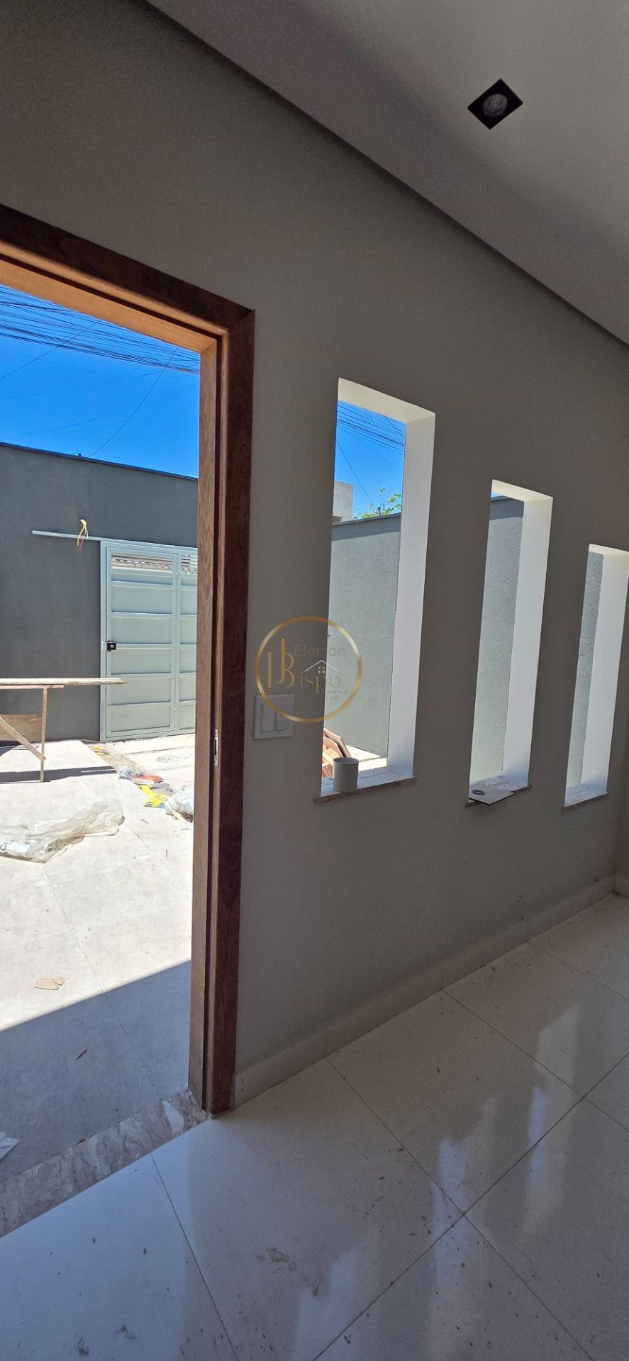 Casa à venda com 2 quartos, 2 banheiros, 1 vaga e 78m² no Loteamento Parque, Porto Seguro — foto principal