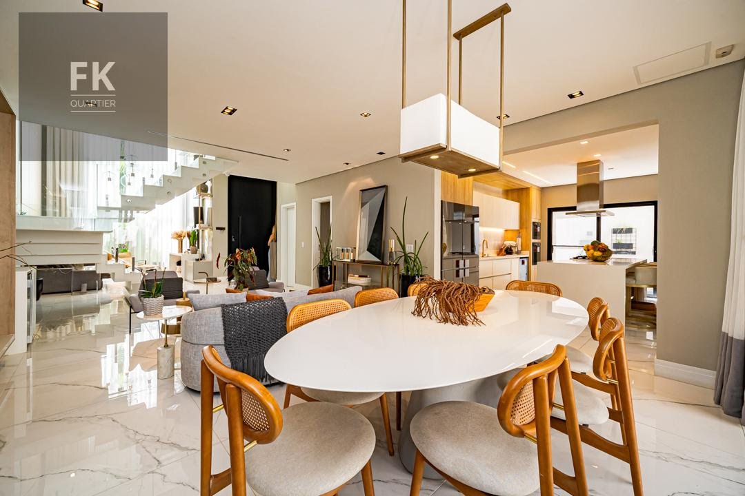 Casa à venda com 5 quartos, 5 suítes, 4 vagas e 370m² no Cidade Tamboré, Santana de Parnaíba (SP) — foto 11 de 30