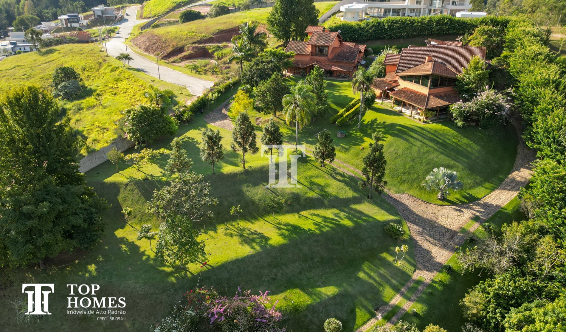 Casa de alto padrão à venda no condomínio Parque dos Manacás - Jundiaí/SP