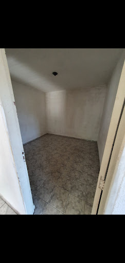Casa à Venda em Jardim Nova Esperança - 3 Dormitórios