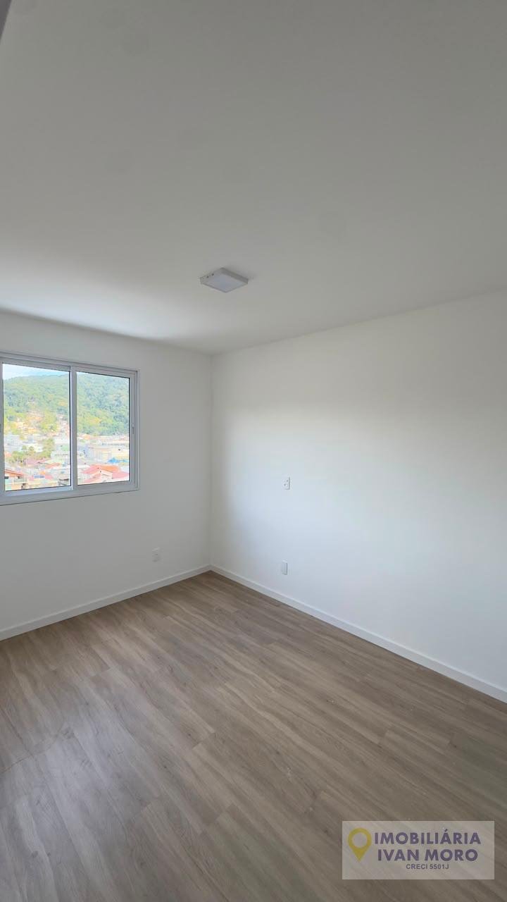 Apartamento à venda com 2 quartos, 1 suíte, 1 vaga e 53m² no Alto São Bento, Itapema (SC) — foto 4 de 18