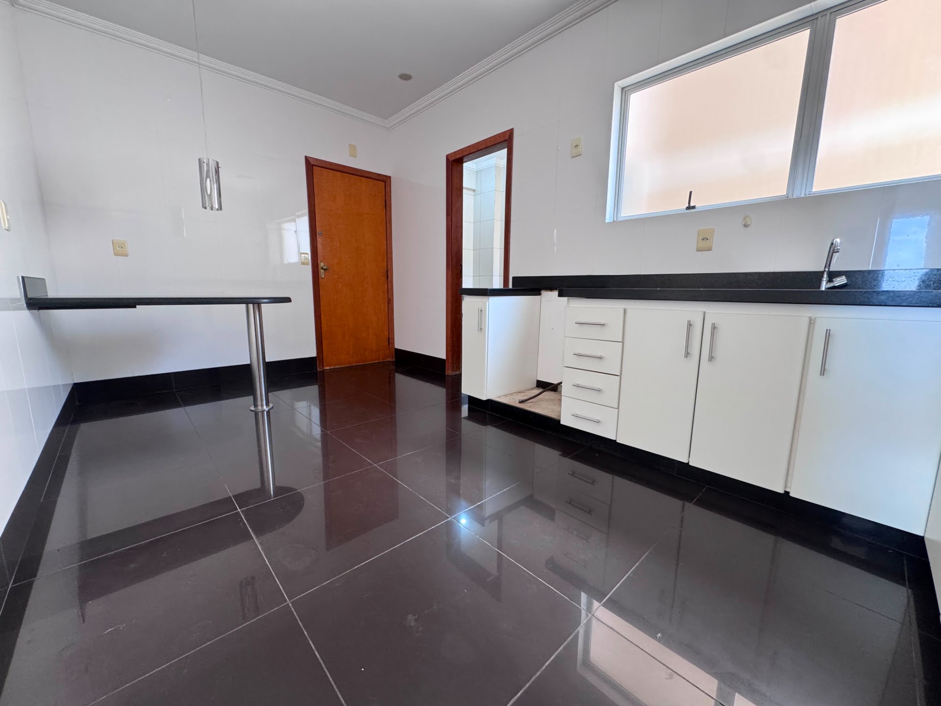 Apartamento à venda com 3 quartos, 1 suíte, 2 vagas e 100m² no Itapoã, Belo Horizonte (MG) — foto 18 de 27
